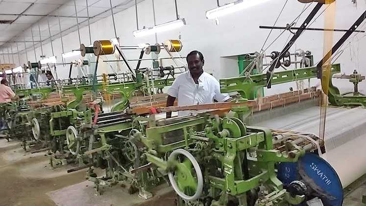 Powerloom weavers demand revocation of GST notification restricting refund