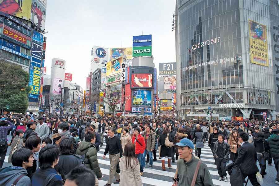 Tourist influx boost retail sales in Tokyo