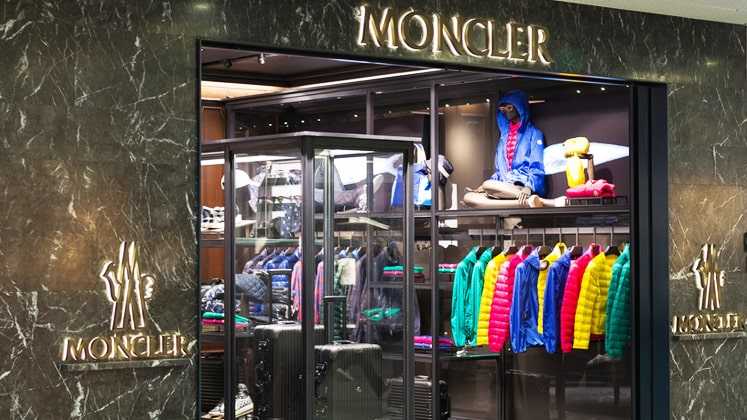 China helps Moncler upping the sales game!